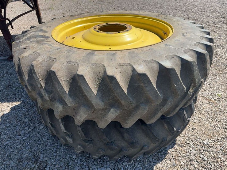 john-deere-7800-image-29