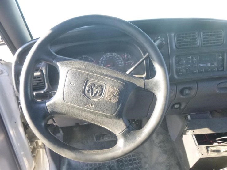 2001-dodge-ram-2500-image-10