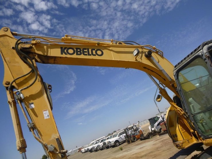 2016-kobelco-sk140sr-lc-5-image-31