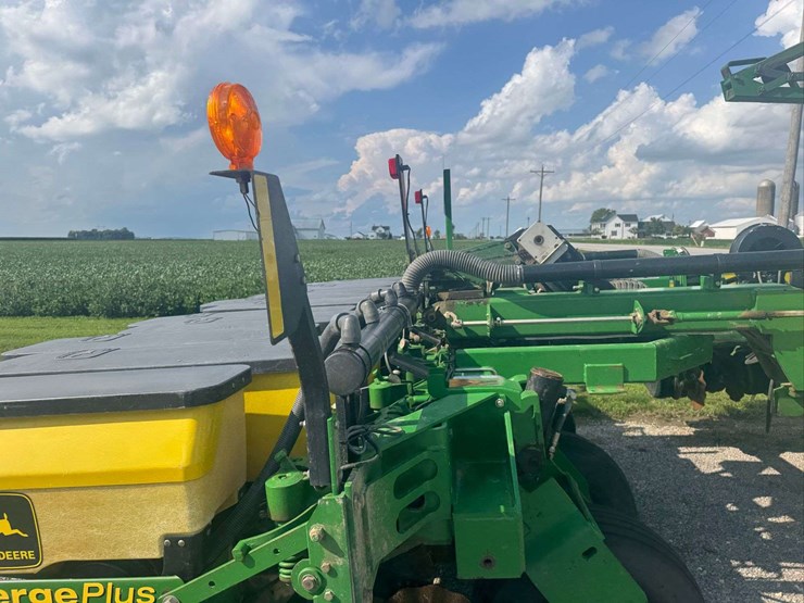 1999-john-deere-1780-image-22