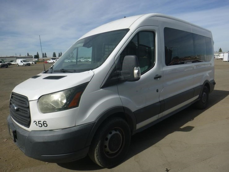 2017-ford-transit-image-1