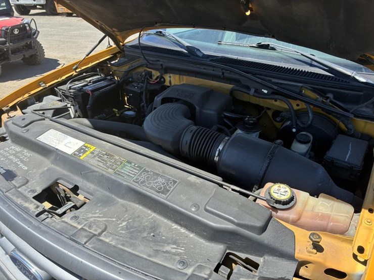 2004-ford-f150-image-9