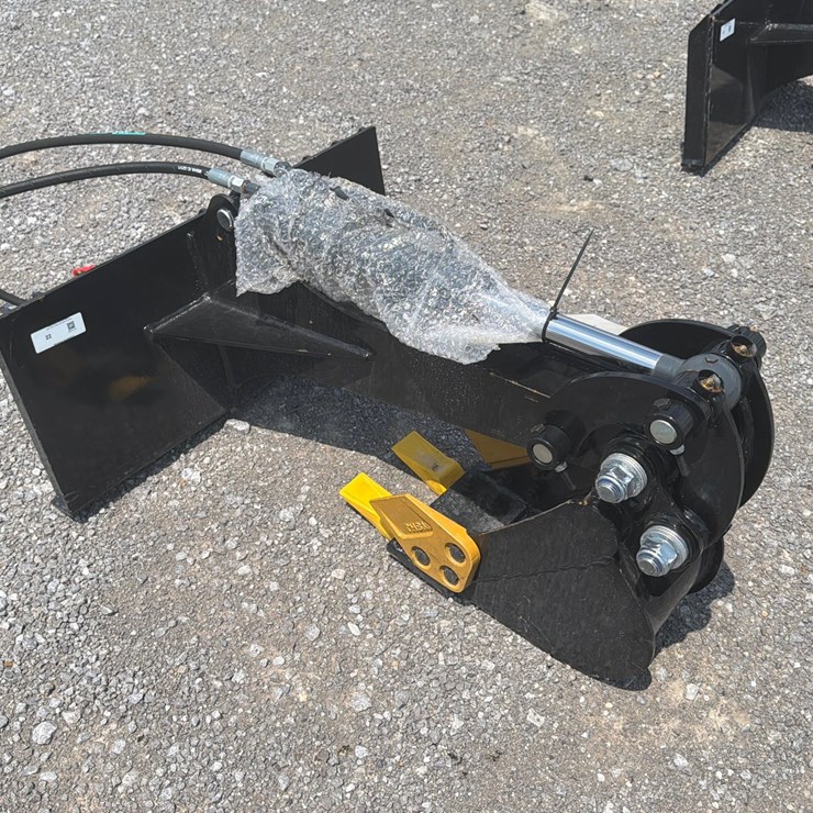 #22 • BACKHOE ATTACH