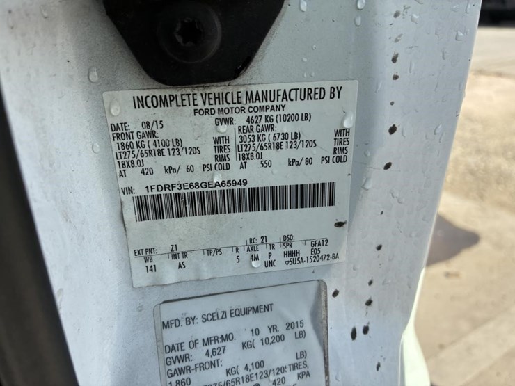 2016-ford-f350-image-18