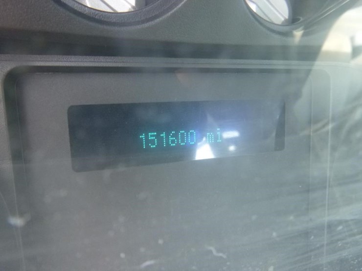 2011-ford-f350-image-13