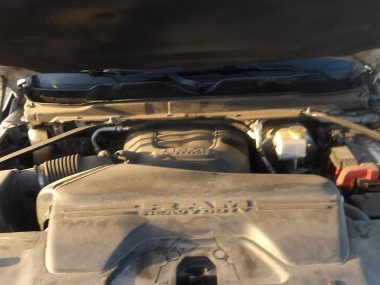 2019-dodge-ram-2500-image-16