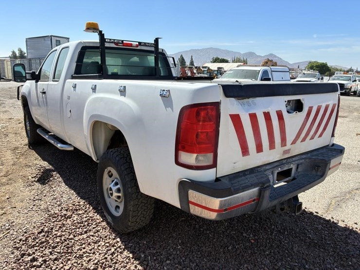 2012-gmc-sierra-2500hd-image-4