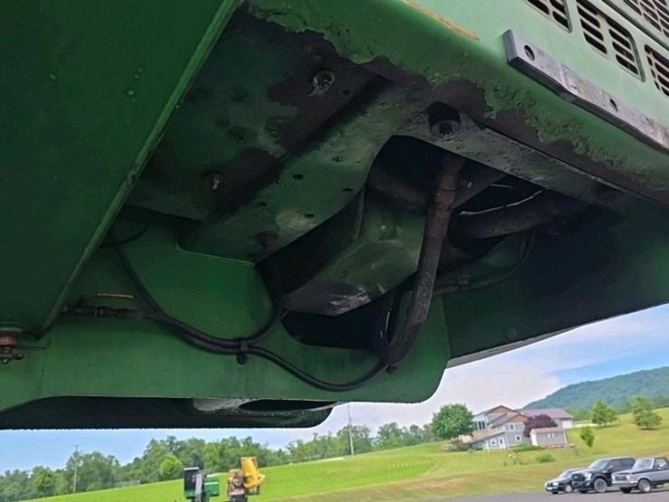 #302-•-2014-john-deere-437-knuckleboom-loader-image-65