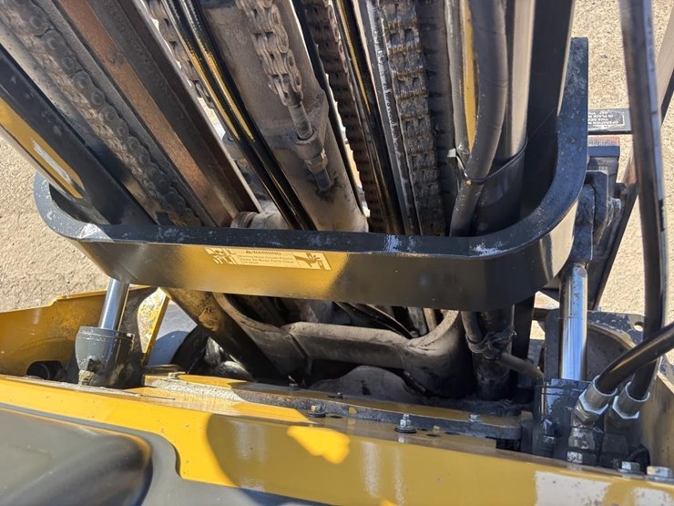 2016-caterpillar-2c6000-image-13