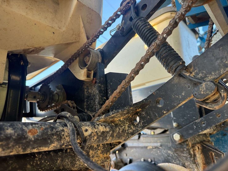 kinze-3800-image-18