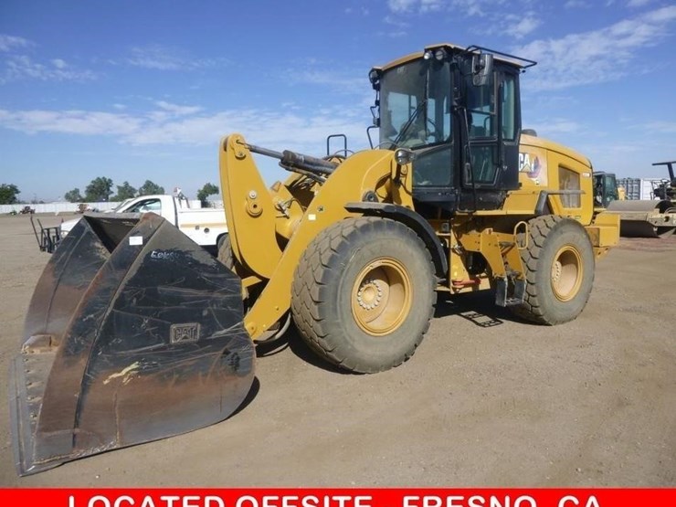 2022-caterpillar-930m-image-1