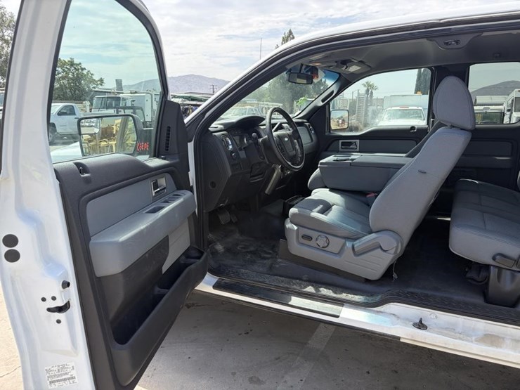 2011-ford-f150-image-13