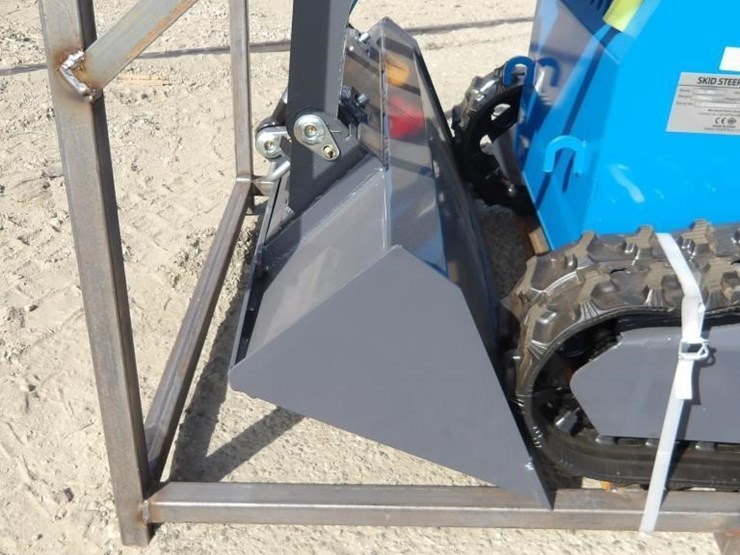 2026-zjz-380-skid-steer-track-loader-image-5