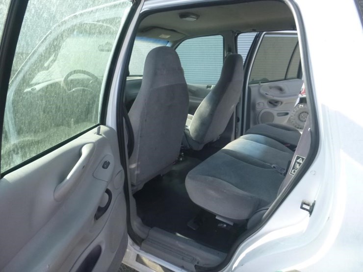 2002-ford-expedition-image-7