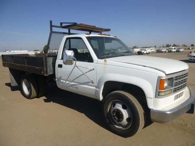 1992-chevrolet-3500-image-3