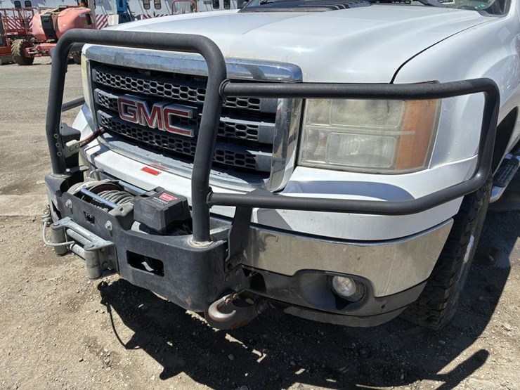2012-gmc-sierra-2500hd-image-16