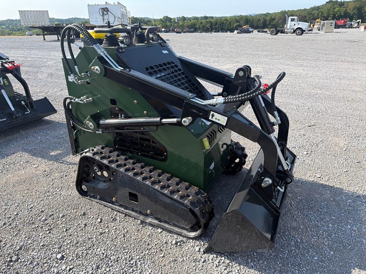 #35-•-new-zjg-zj-380-mini-skid-loader-image-2
