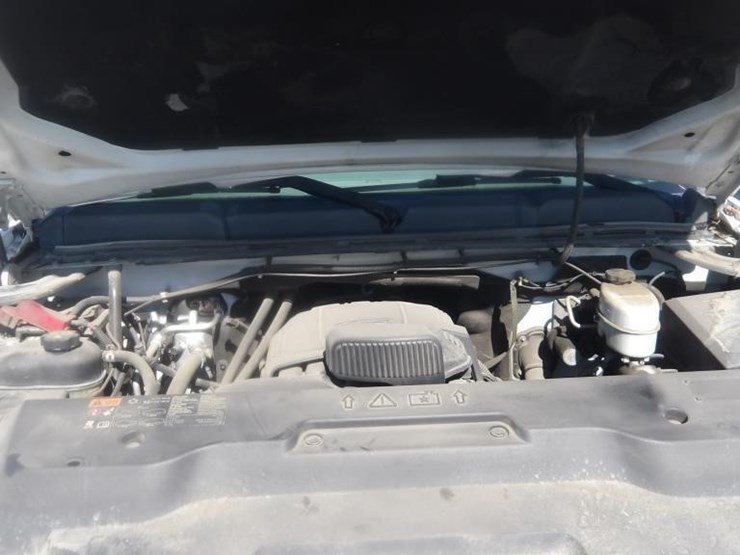 2011-chevrolet-silverado-2500-image-9
