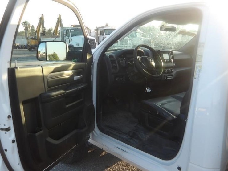 2019-dodge-ram-2500-image-19