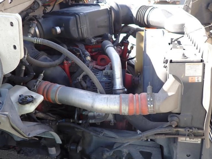 2013-ford-f650-image-8