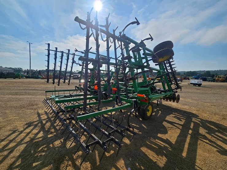 john-deere-726-image-5