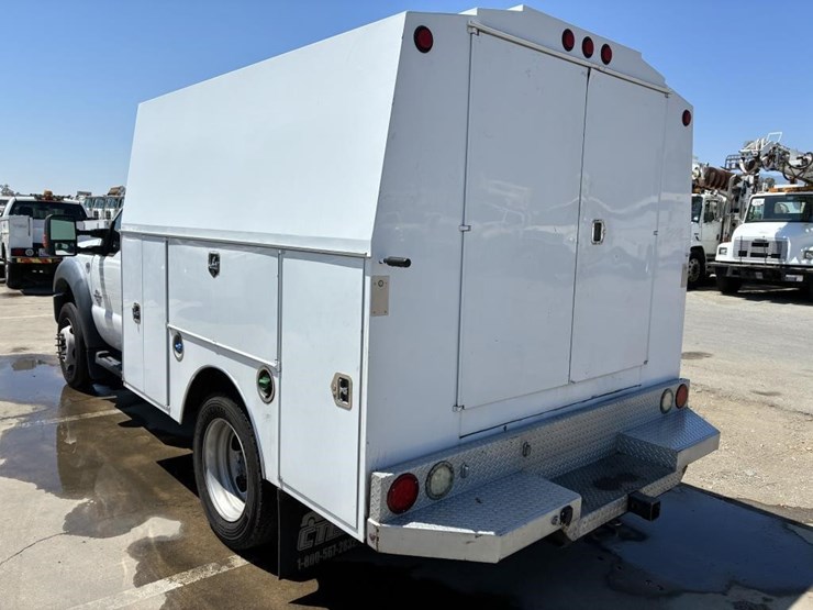 2015-ford-f450-sd-image-4