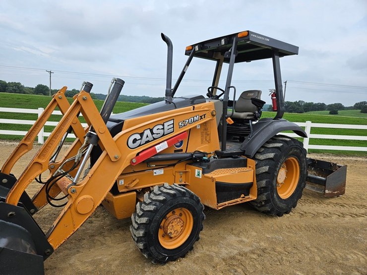 #27-•-case-570d-tractor/loader/scraper-image-12