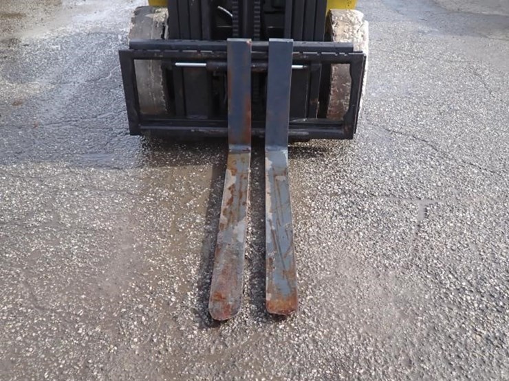 2008-komatsu-g25-forklift-image-7