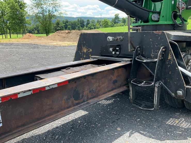 2015-deere-437d-image-75