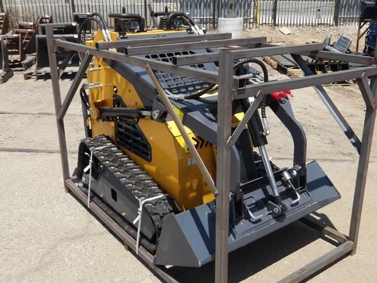 2026-zjz-380-skid-steer-track-loader-image-2
