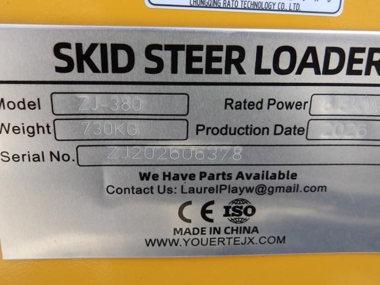 2026-zjz-380-skid-steer-track-loader-image-18