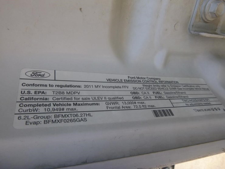 2011-ford-f350-image-15