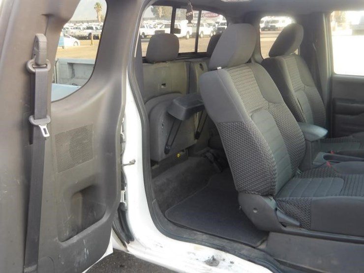 2018-nissan-frontier-image-14