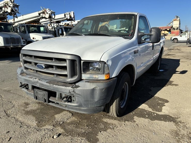 2004-ford-f250-image-1