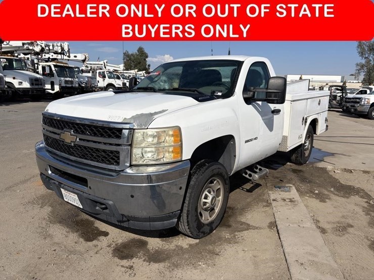2011-chevrolet-silverado-2500-image-1