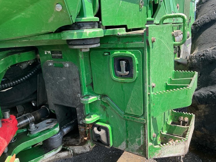 2019-deere-848l-image-43