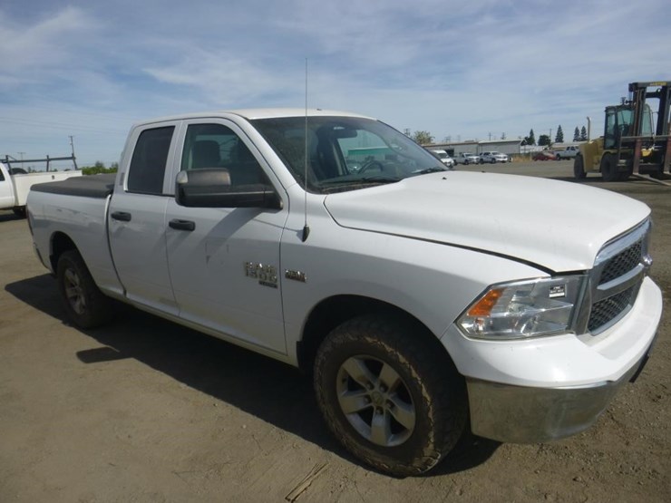 2019-dodge-1500-image-2