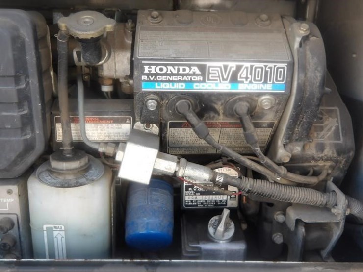 2003-ford-f550-image-27