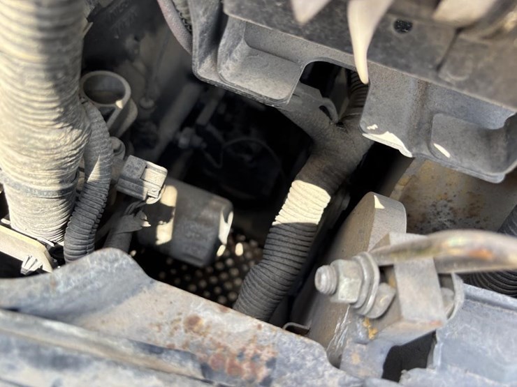 2016-caterpillar-2c6000-image-36