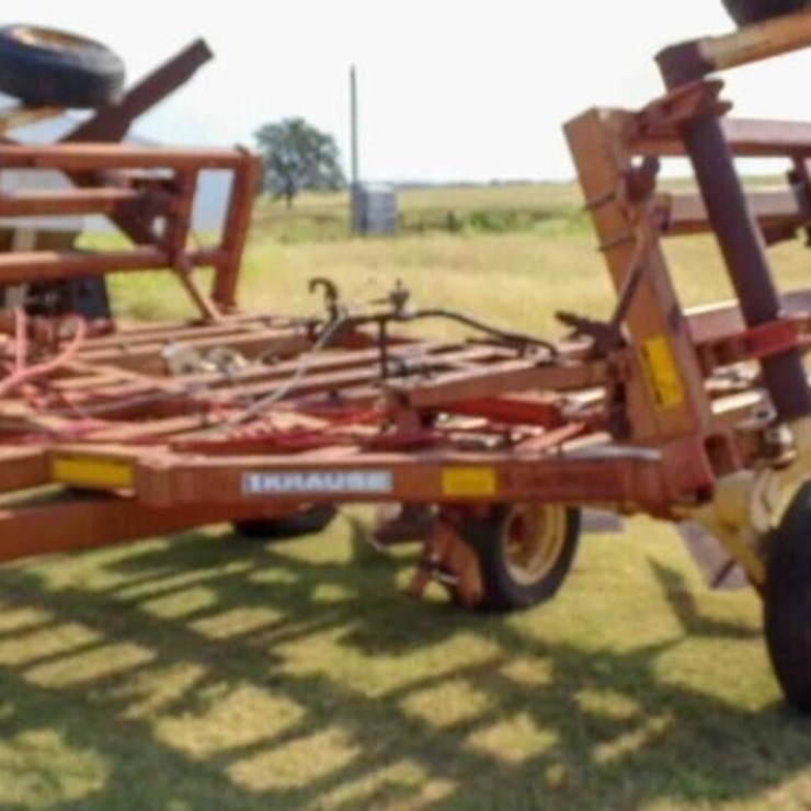 25' KRAUSE SWEEP PLOW 5 ' BLADES, NO WELDS