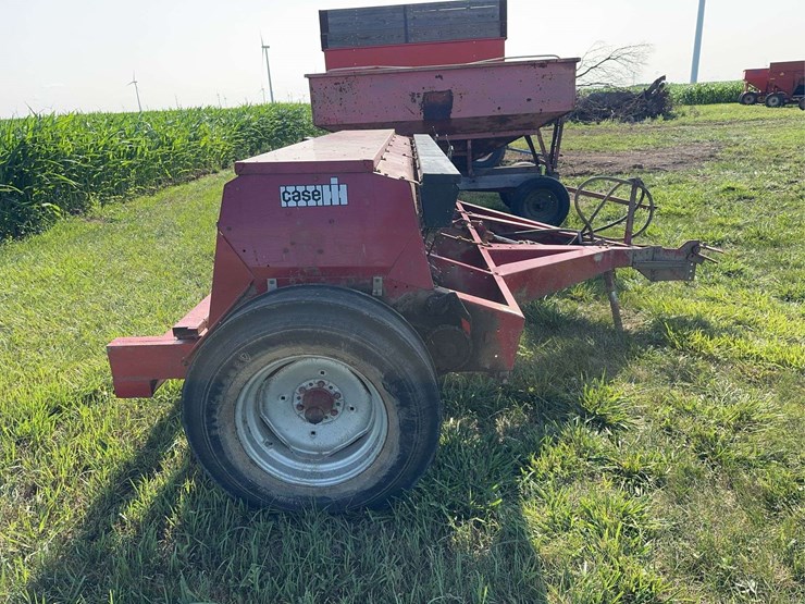 case-ih-5100-image-6