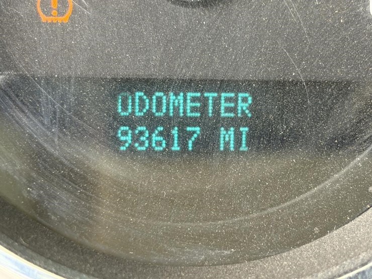 2012-gmc-sierra-2500-image-16
