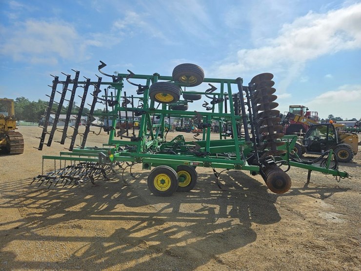 john-deere-726-image-6