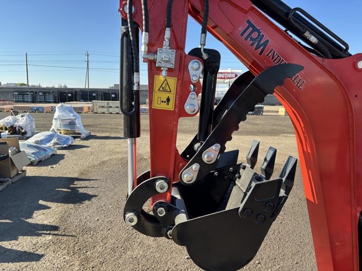 2026-tpm-18hh-hydraulic-excavator-image-10