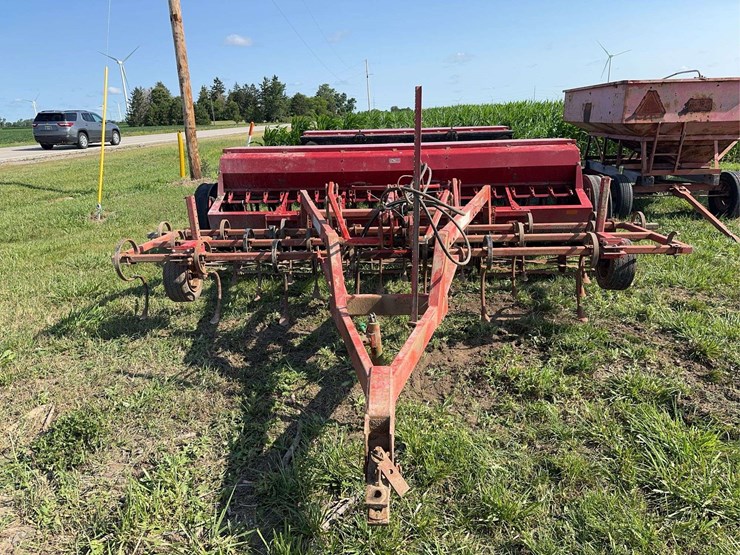 case-ih-5300-image-2
