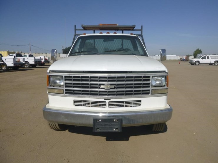 1992-chevrolet-3500-image-18