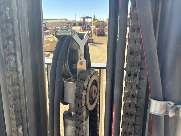 2016-caterpillar-2c6000-image-14