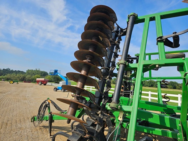 john-deere-726-image-31