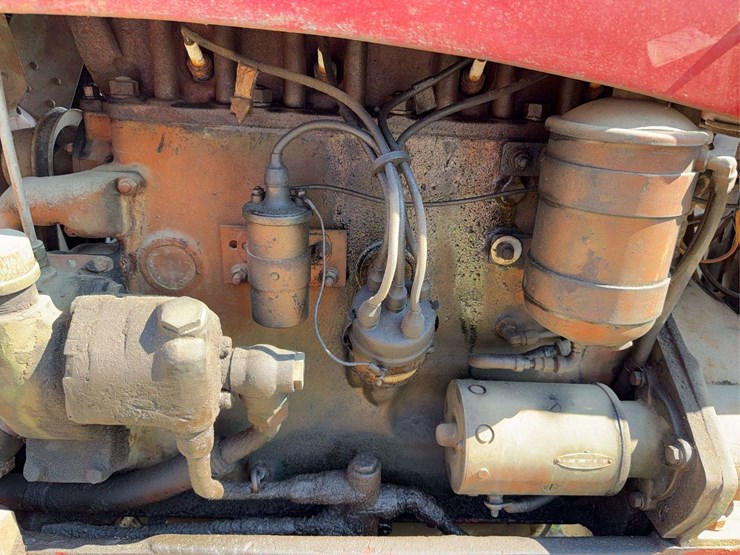 massey-harris-444-image-39