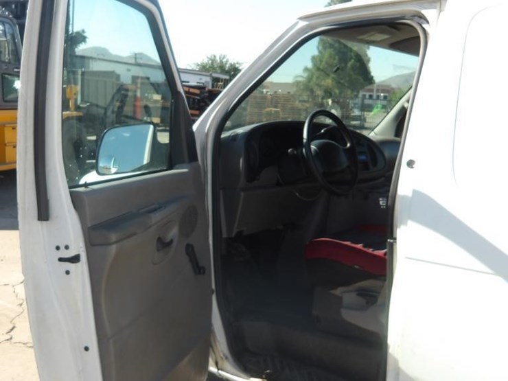 2001-ford-e350-sd-image-15